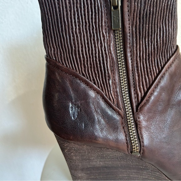 Frye 'Corby' Side Zip Ruched Brown Leather Wedge Ankle Boot Size 10 M - Picture 3 of 11